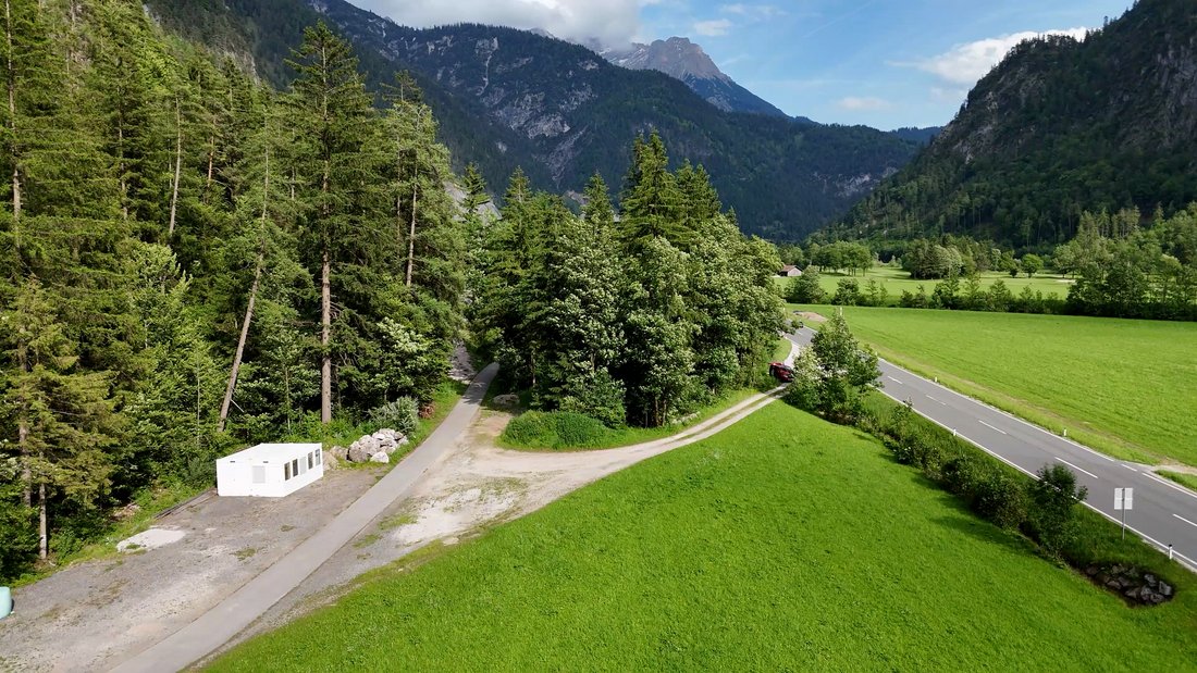 Tauernradweg nähe Kraftwerk Diesbach