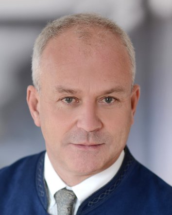 Wolfgang Auer